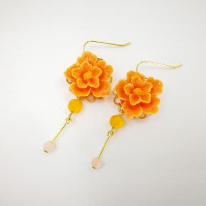 Flower Earrings Beaded Earring Nature Earrings..