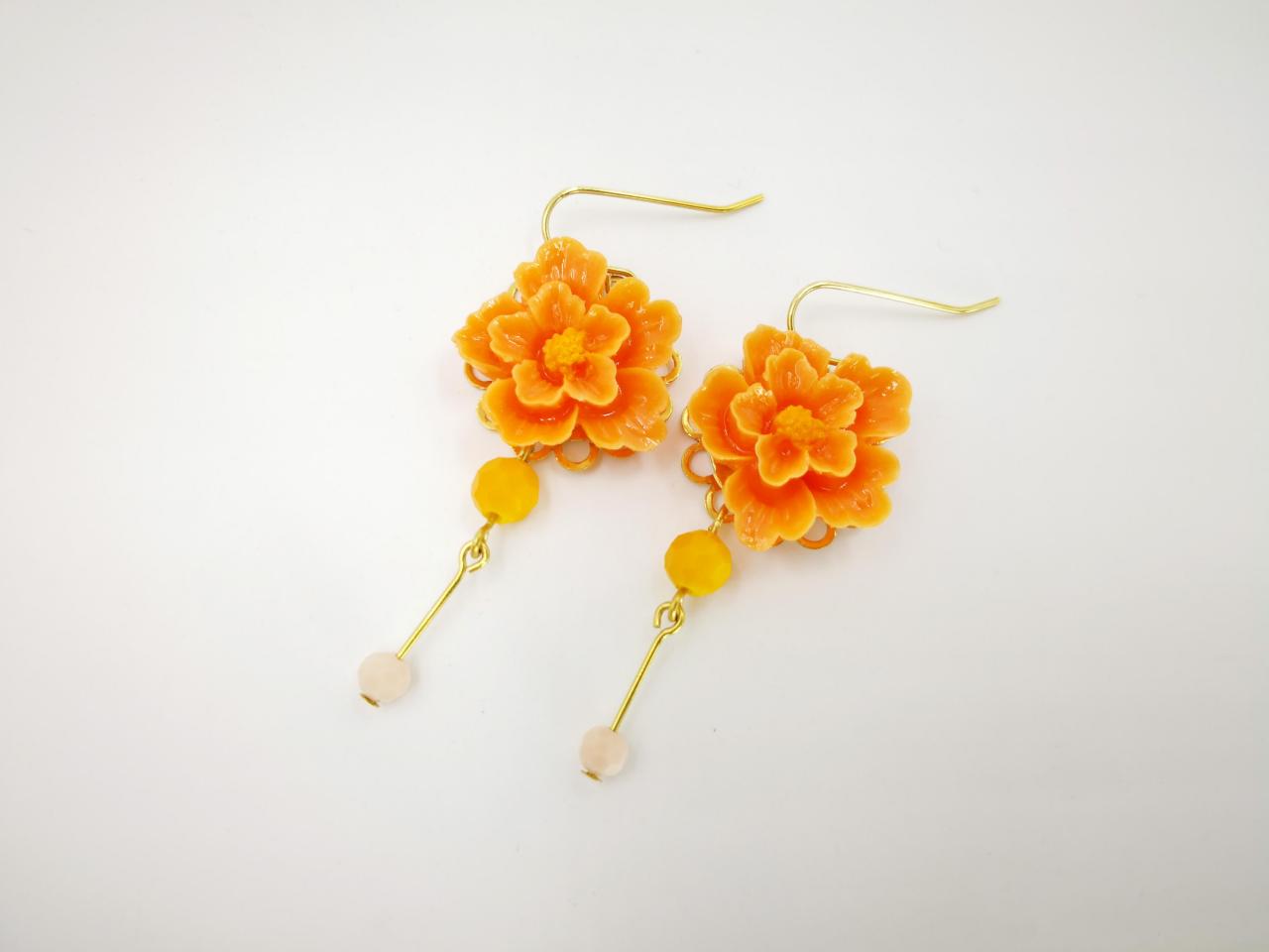 Flower Earrings Beaded Earring Nature Earrings Plant Earrings Bridesmaid Earrings Summer Earrings Floral Earrings Earring Handmade